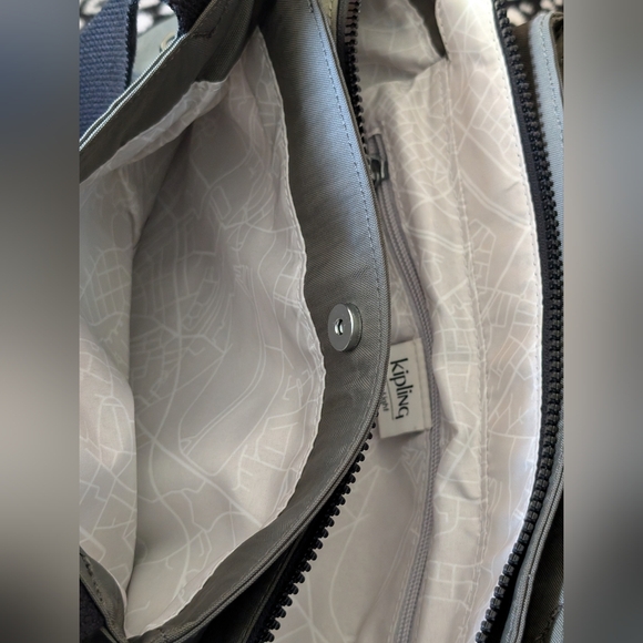 Kipling Elysia Satchel in Green Moss - Picture 6 of 7